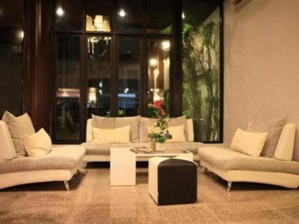 Huay Kaew Palace 1 Hotel Chiang Mai Bagian luar foto
