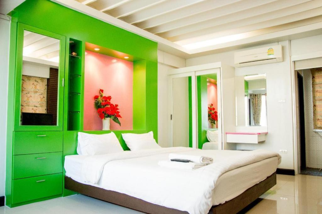 Huay Kaew Palace 1 Hotel Chiang Mai Bagian luar foto