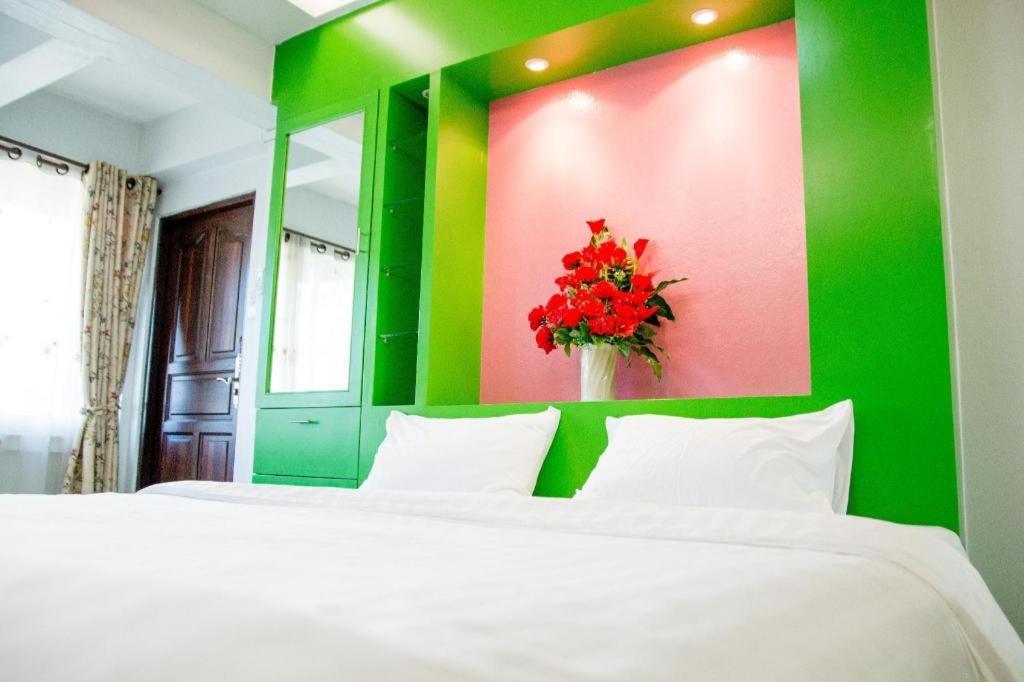 Huay Kaew Palace 1 Hotel Chiang Mai Bagian luar foto